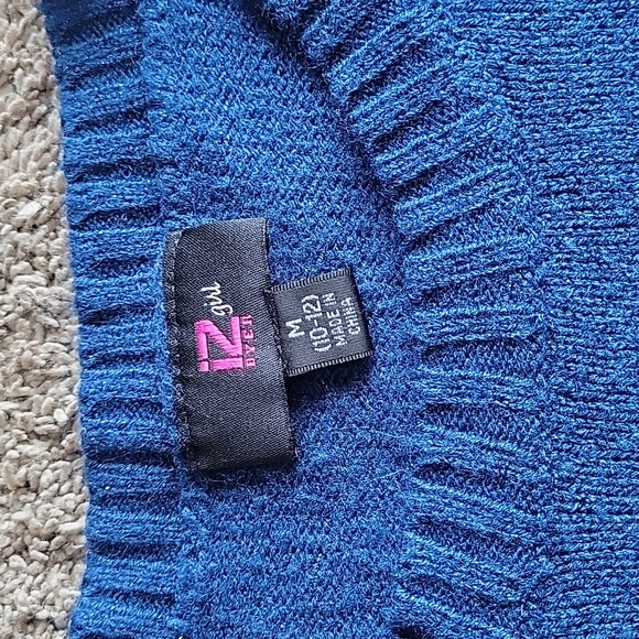 Girls Tunic Sweater Dress - Picture 5 of 7